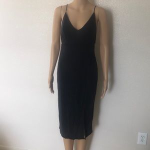 Lulu’s Black Midi Dress